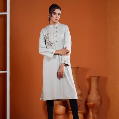 Imperial Kurti (Minimal Sage Green)